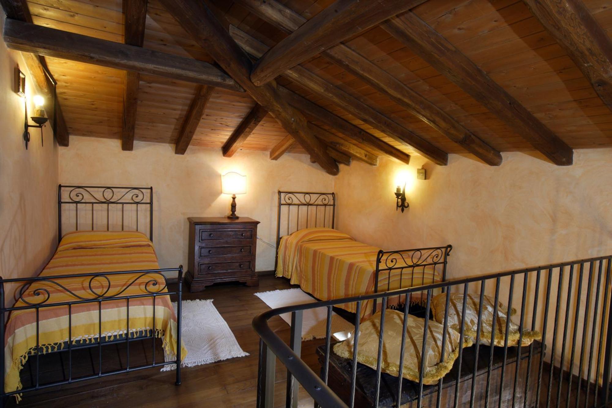 Villa Scozilia Piedimonte Etneo Zimmer foto