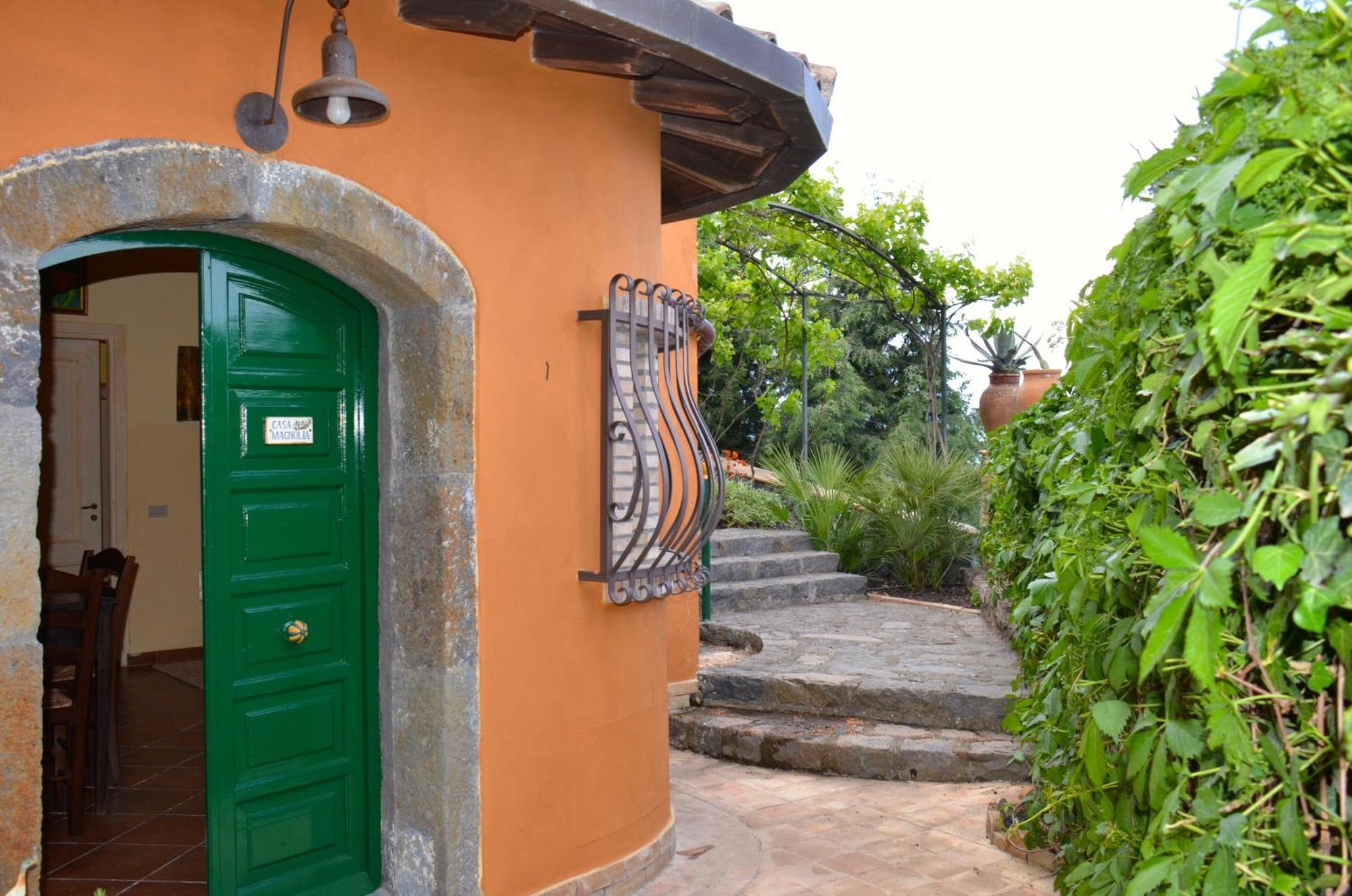 Villa Scozilia Piedimonte Etneo Zimmer foto